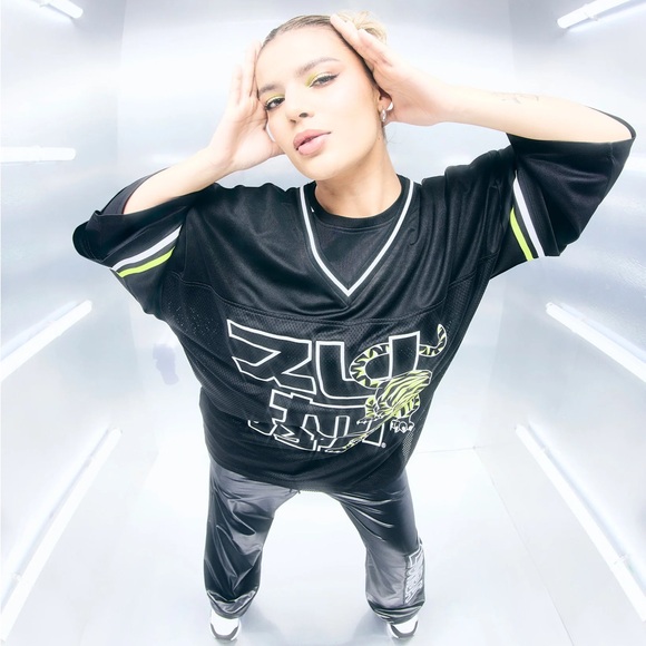 ZUMBAWEAR - Eastern Flavor Oversized Sports Jersey - Bold Black - Size L/XL - Picture 3 of 4